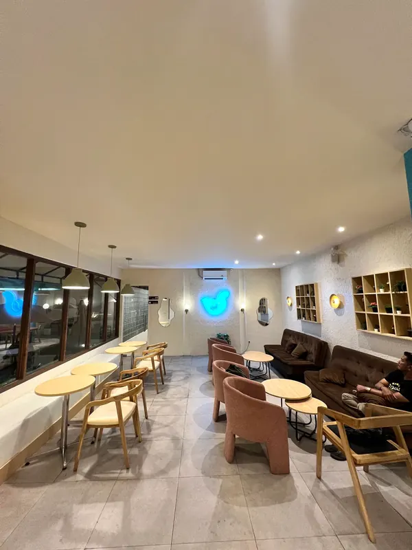 Suasana Cempaka Putih